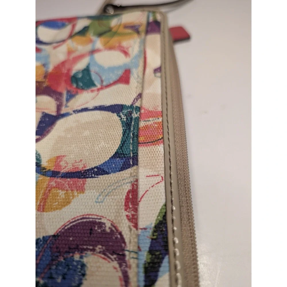 Coach Poppy Graffiti Signature C Multicolor Double Zip Wristlet Wallet Khaki